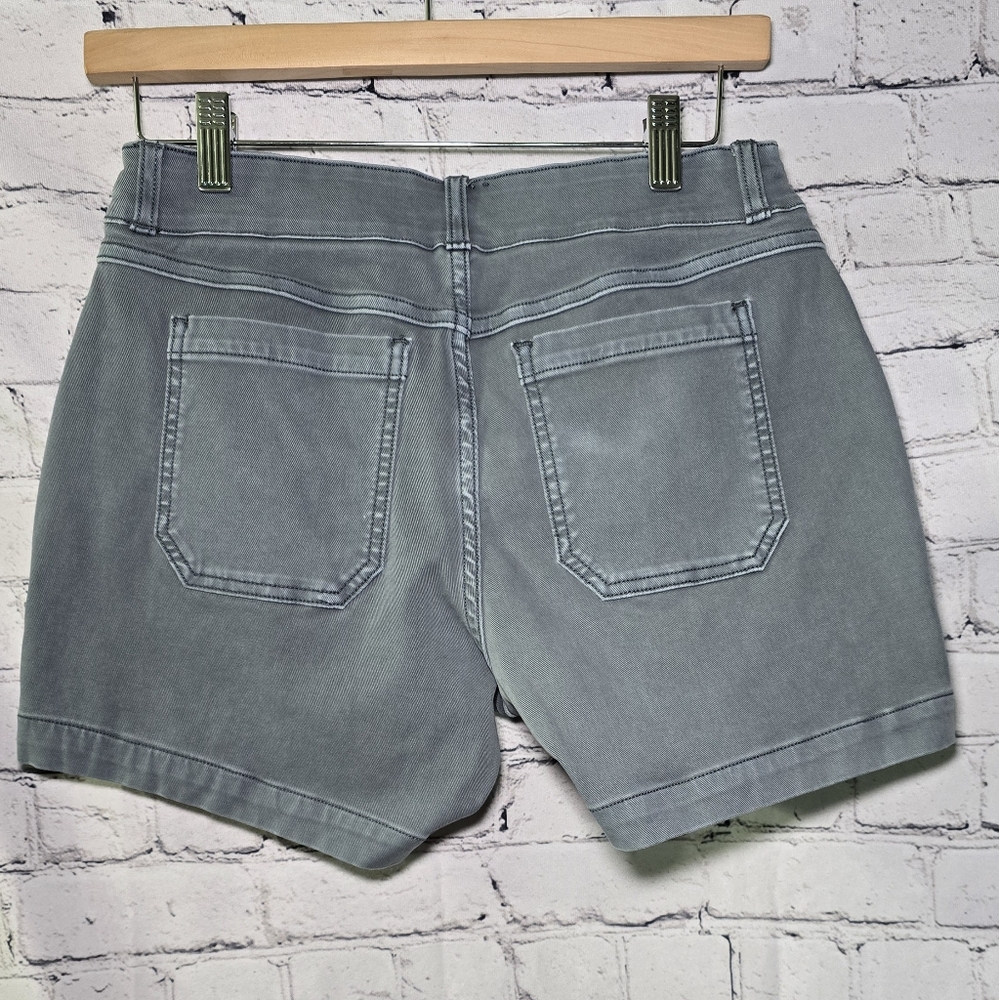 Spanx Twill Gray Shorys Size Small‎ - Picture 3 of 5